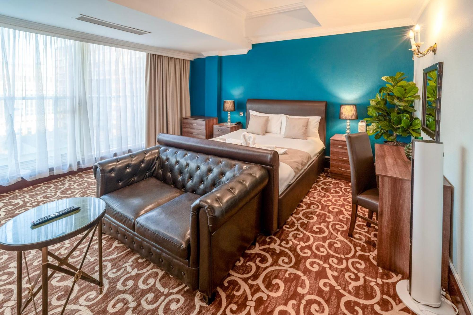 Britannia International Canary Wharf 4* London
