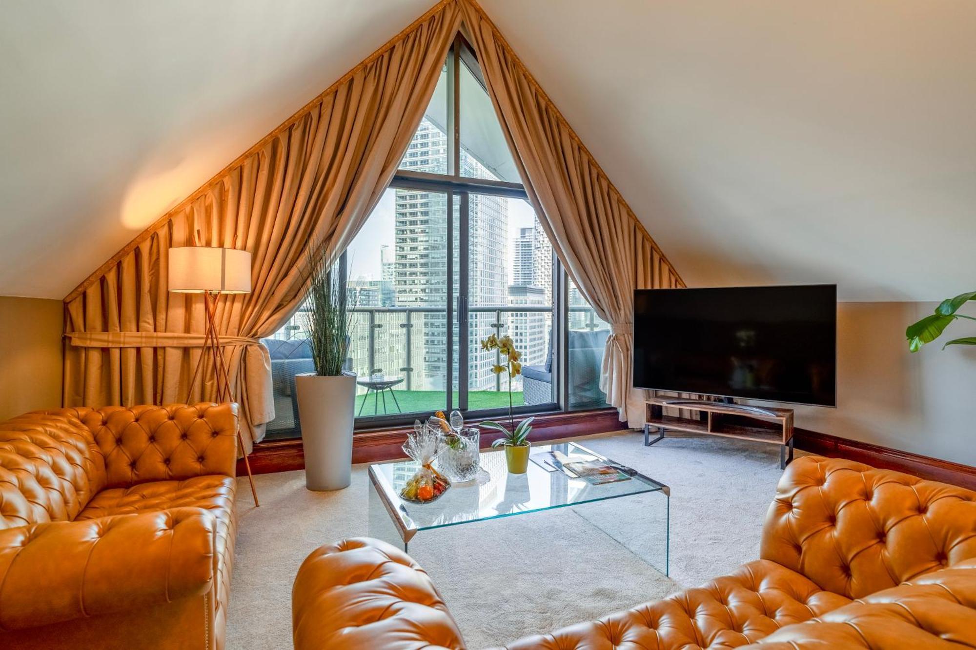 Britannia International Canary Wharf 4*