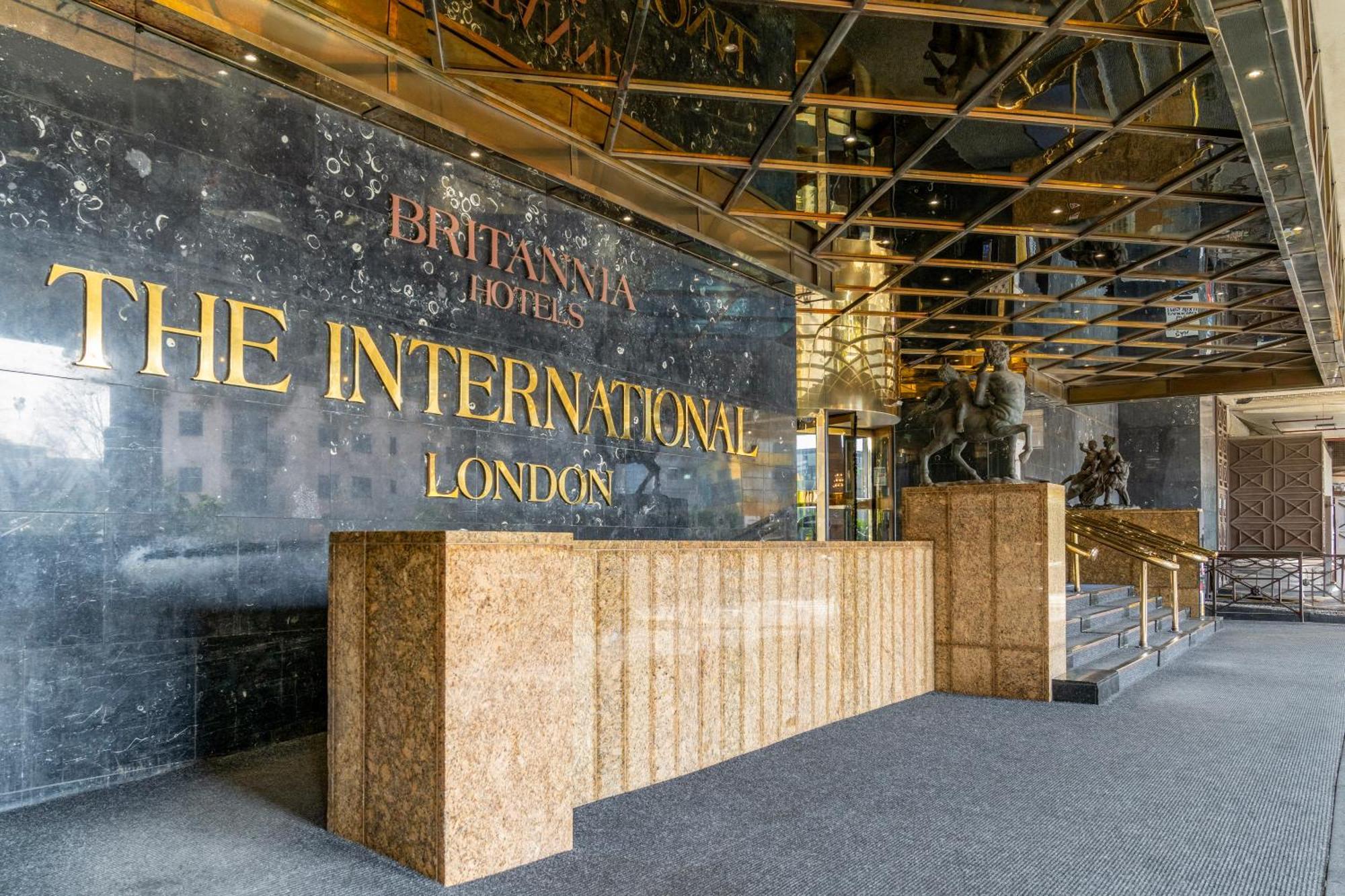 Britannia International Canary Wharf 4*