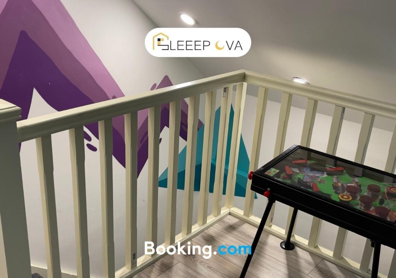 Appartamento Premium Offers L Last-Minute Escape L Luxury & Spacious 2 Bedroom Flat Families Business Relocation Sleepova Short Lets & Serviced Accommodation *