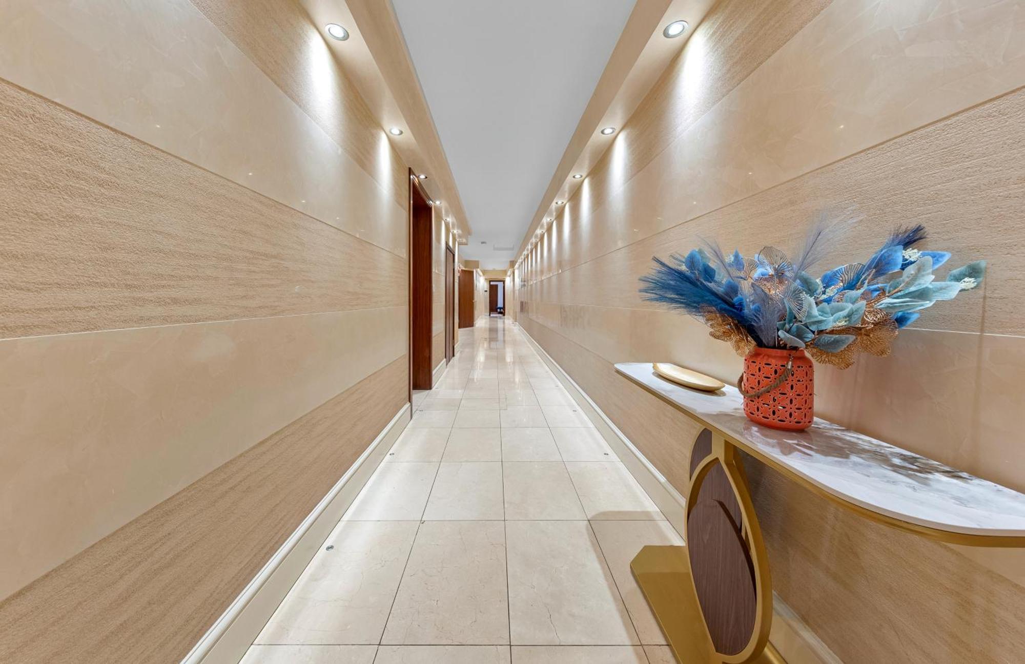 Appartement 250 Sqm Mega Mansion