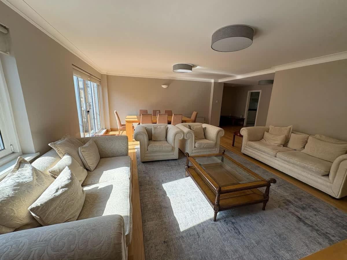 Estatesmen Mayfair Curzon Street Apartment *