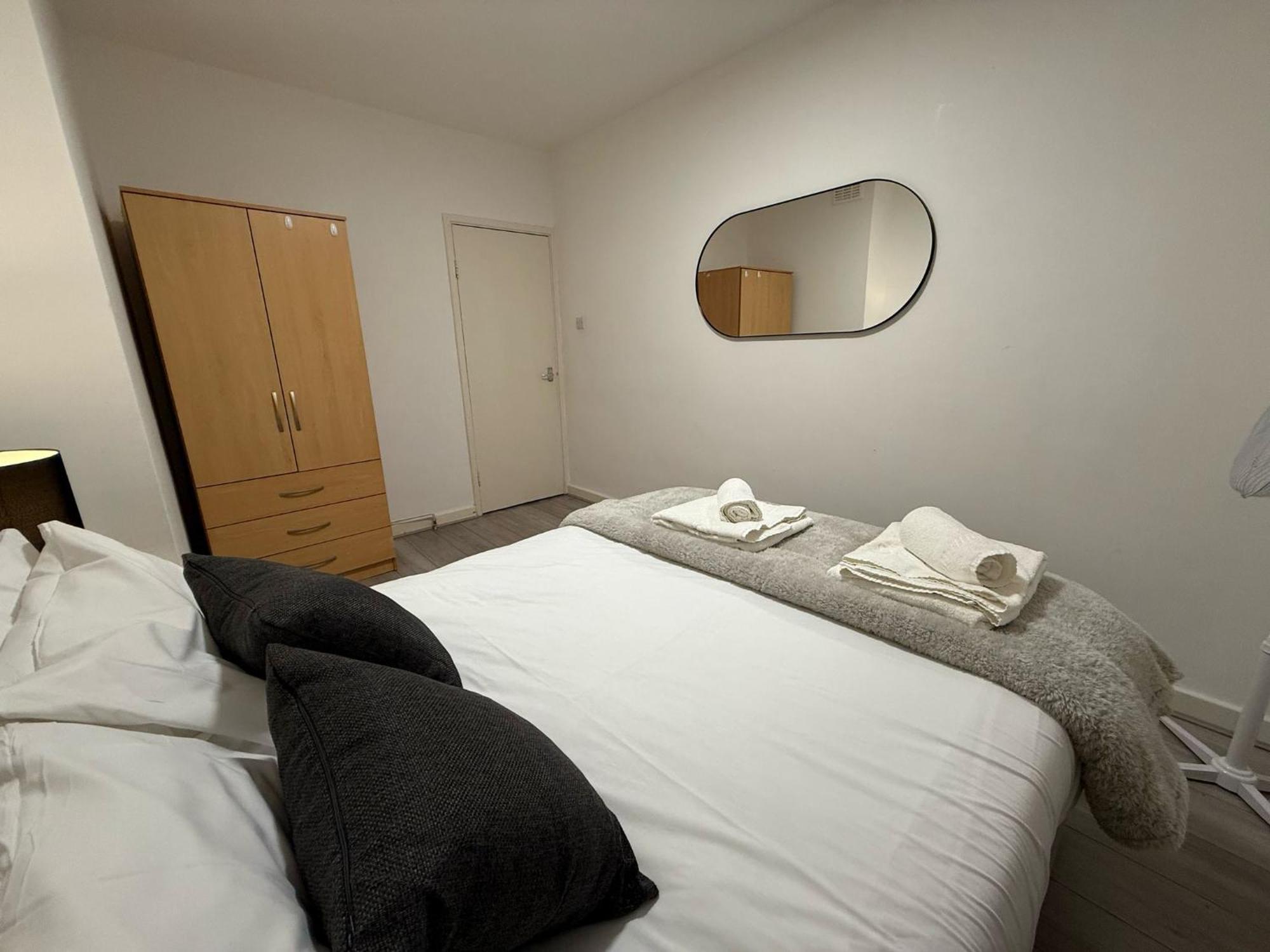 Guest In Vauxhall Guest house London