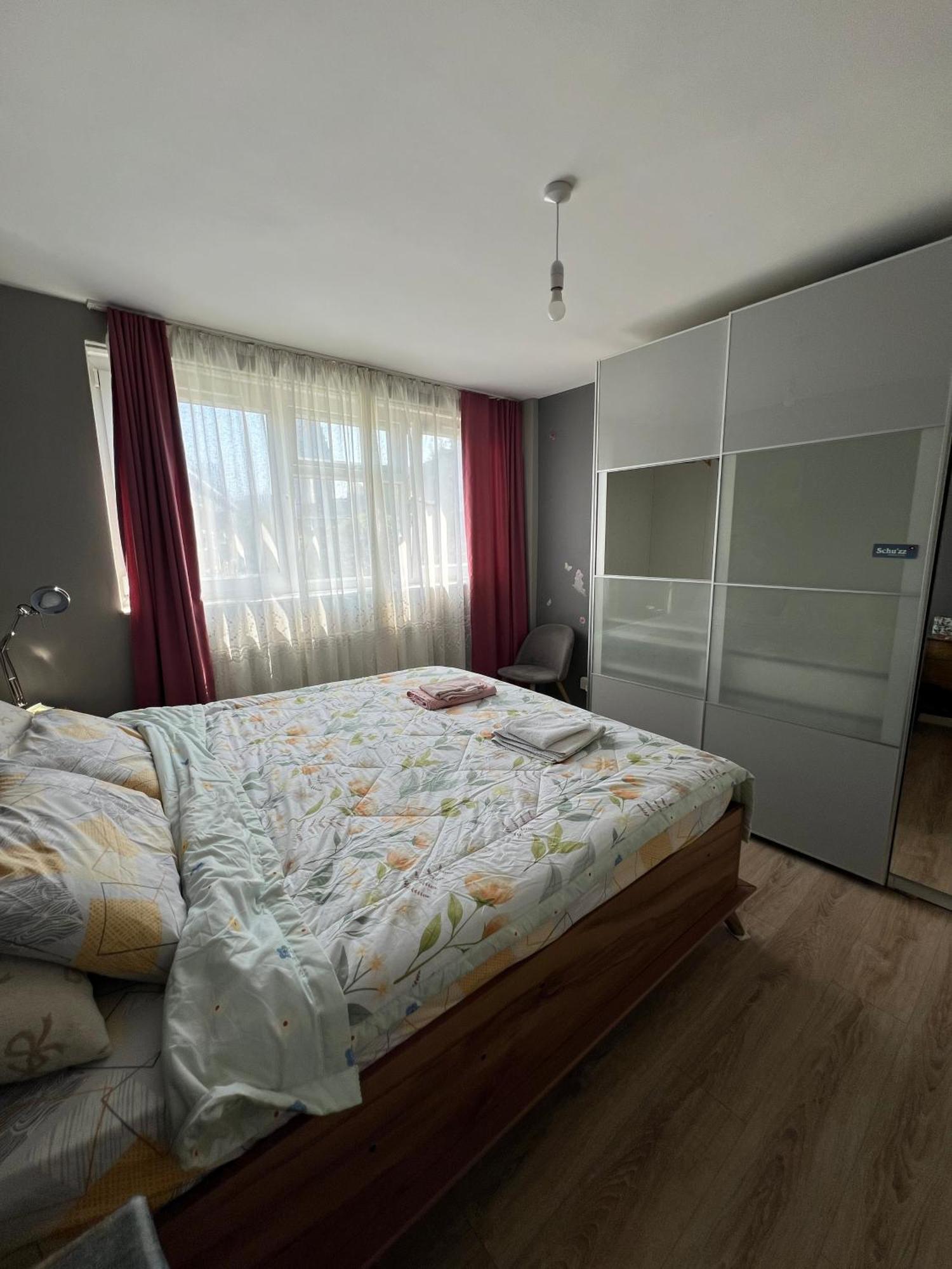 Appartement Flat In *