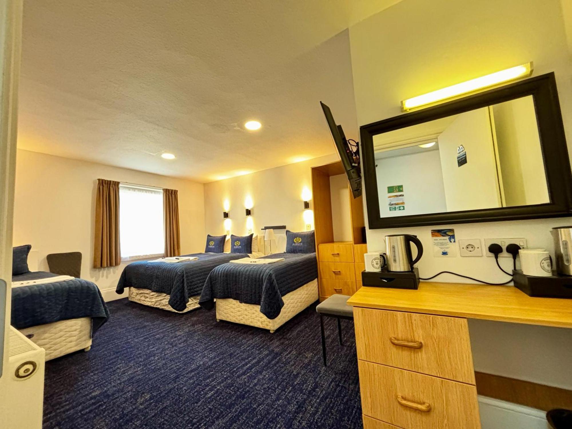 Jubilee Victoria 3*