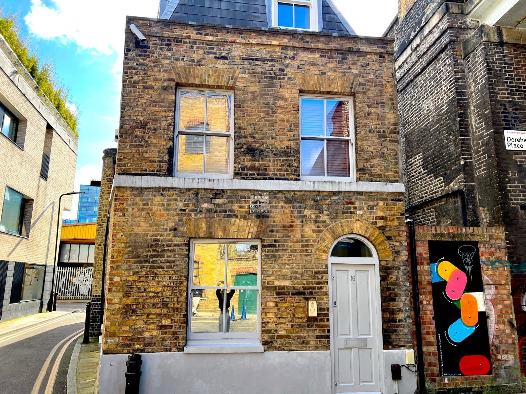Shoreditch Private Apartment London