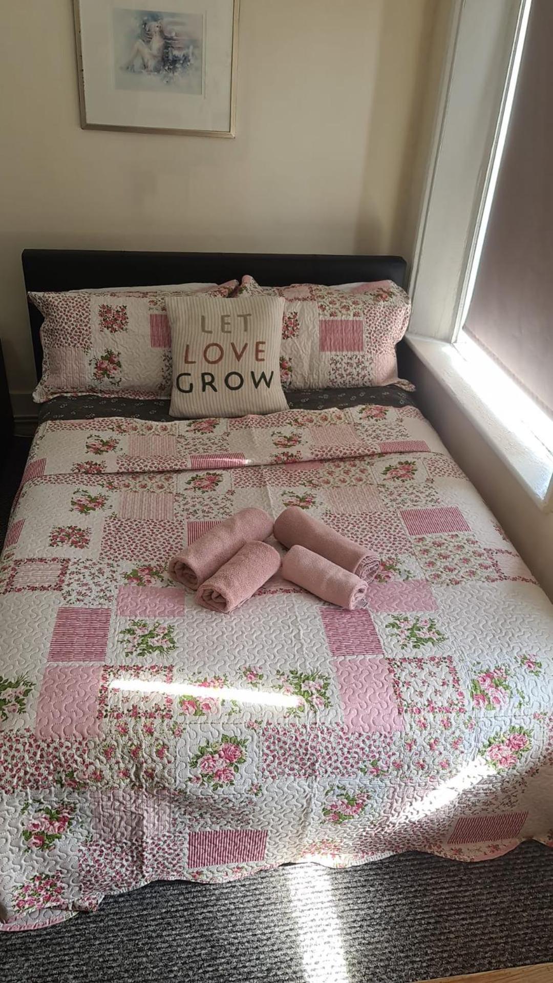 Comfy Flat In Heart Of Leilighet *