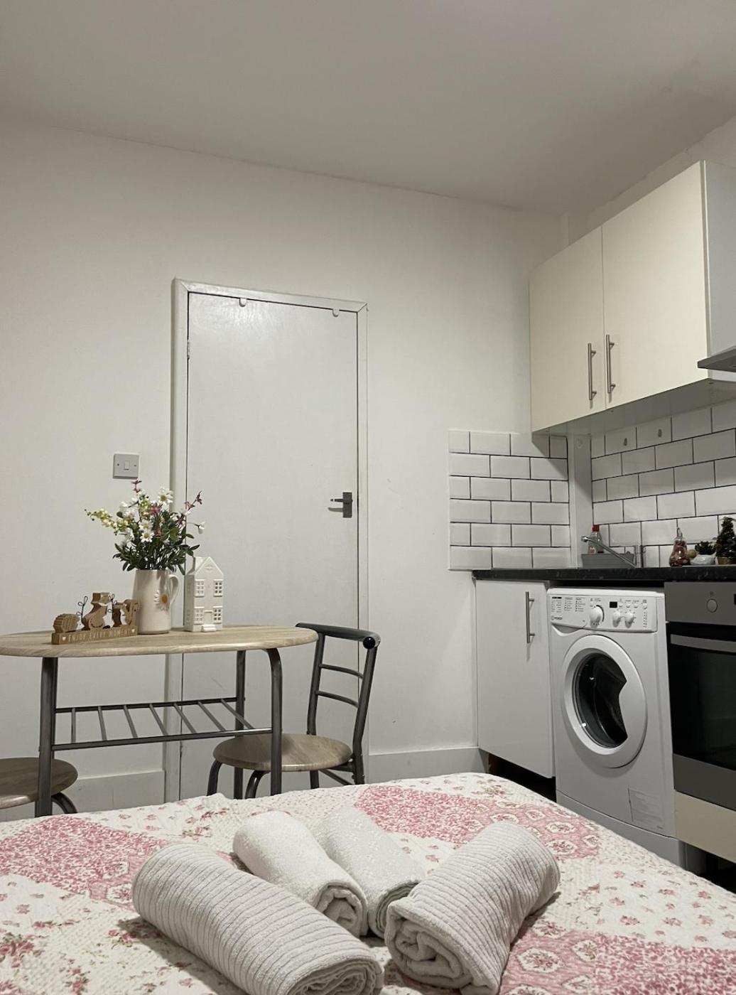 Homey Flat In Heart Of * Londres