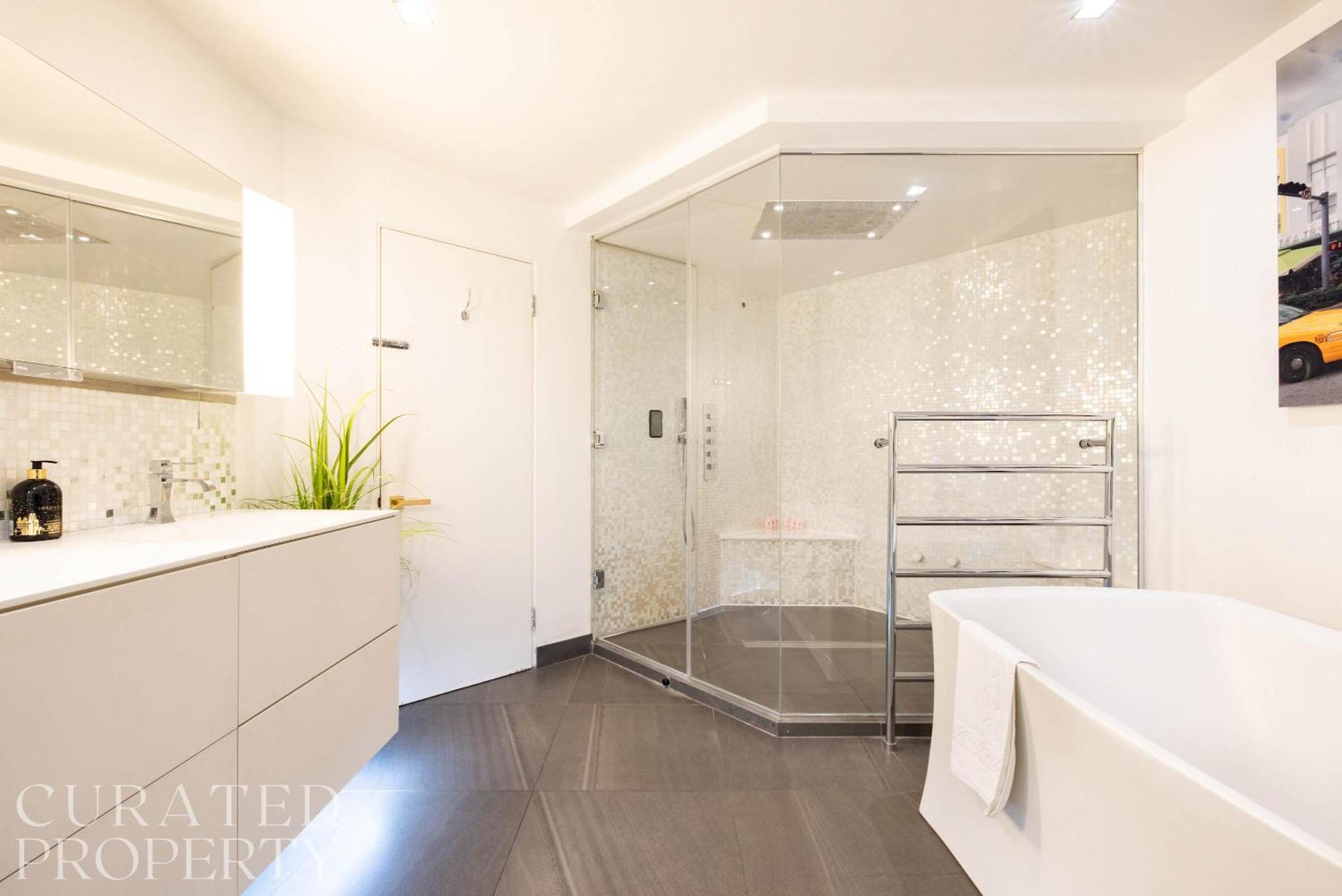Amazingly Luxurious Loft Apartment, Soho - 3 Bedrooms, 2 Bath & Office Appartement *
