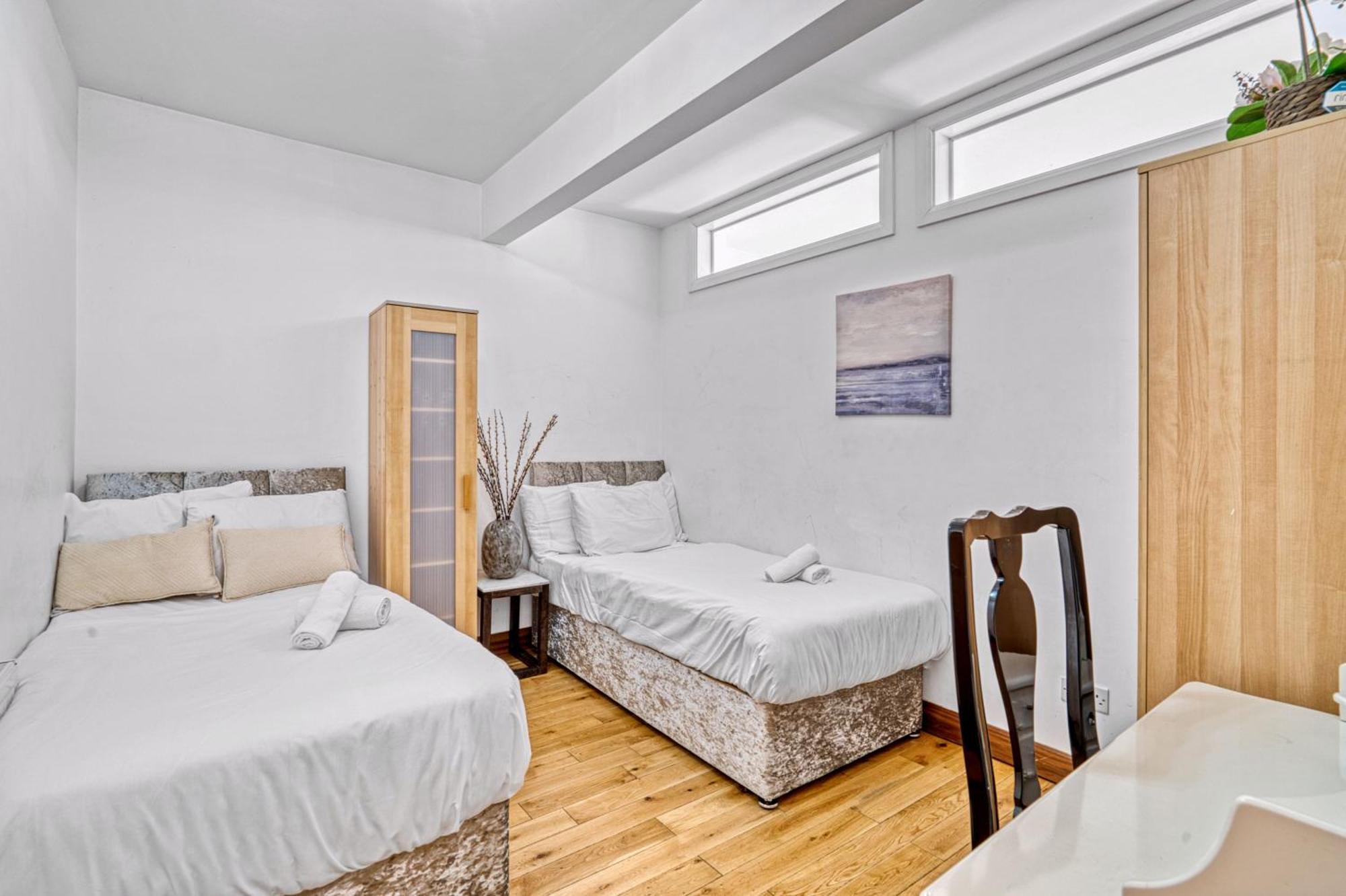 Charming 3br By Redcliffe Gdns Semesterbostad London