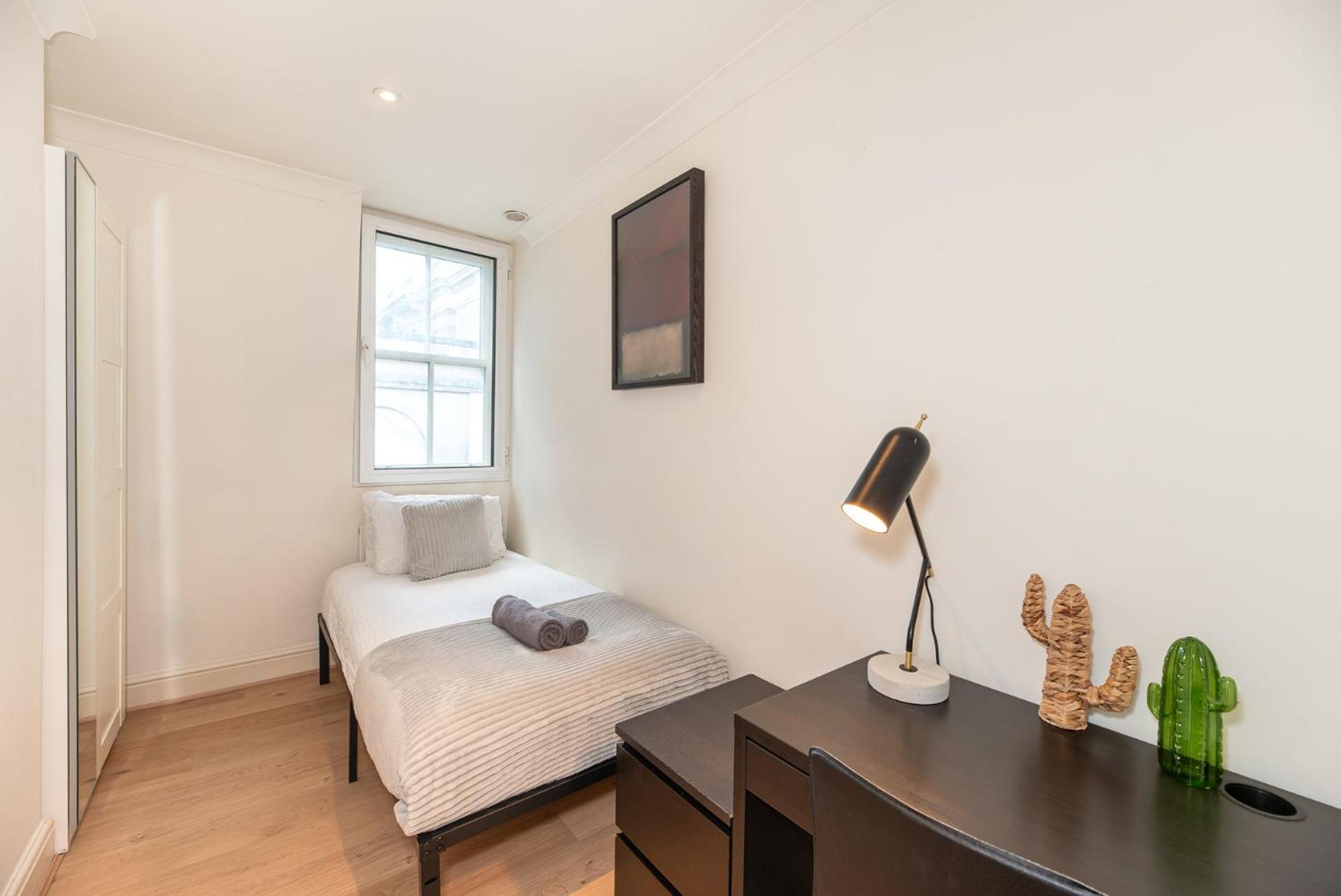 Lejlighed 2-bedroom Flat In Embankment A Short Walk Away To Trafalgar Square Near Big Ben, Eye London