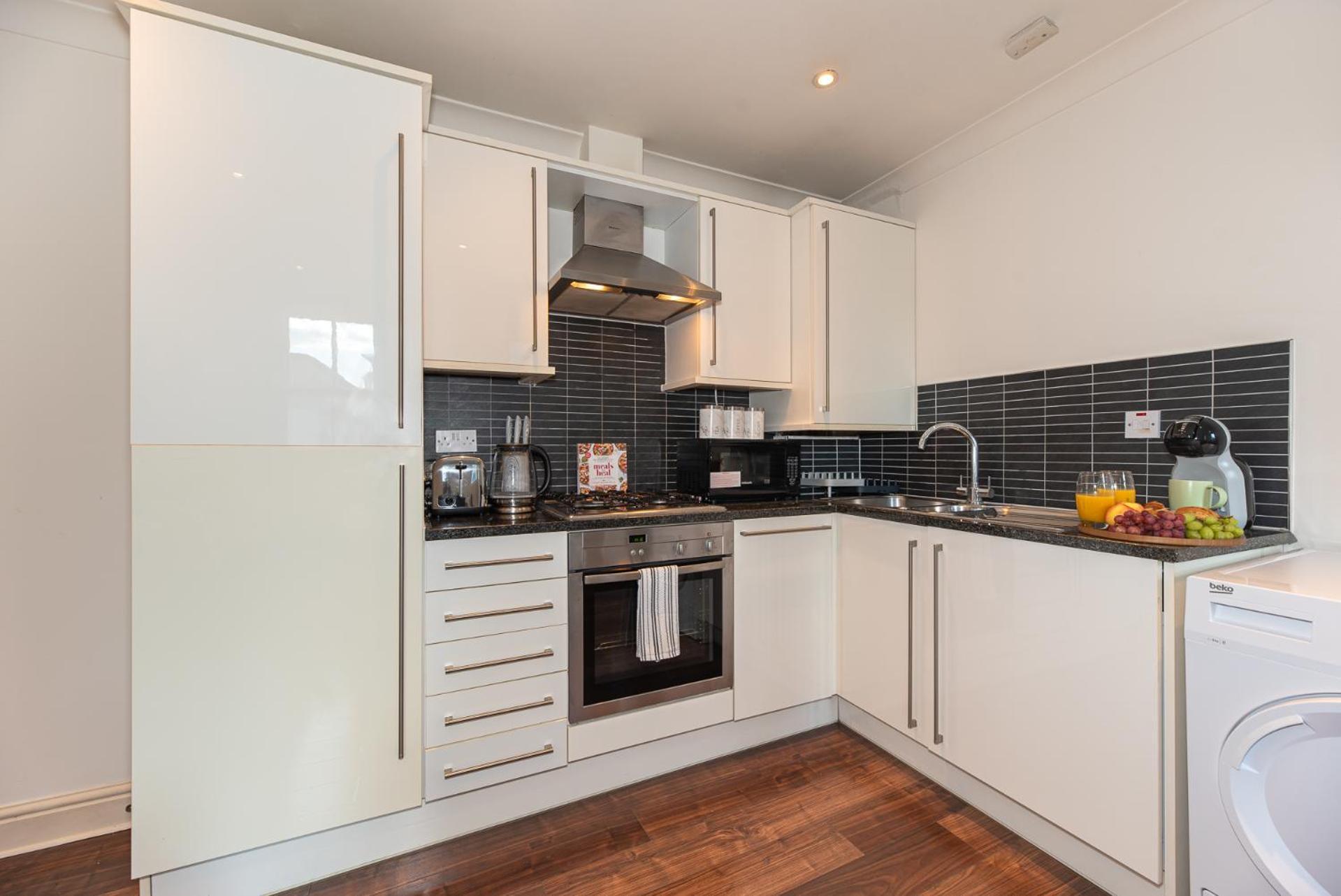 Lejlighed 2-bedroom Flat In Embankment A Short Walk Away To Trafalgar Square Near Big Ben, Eye London