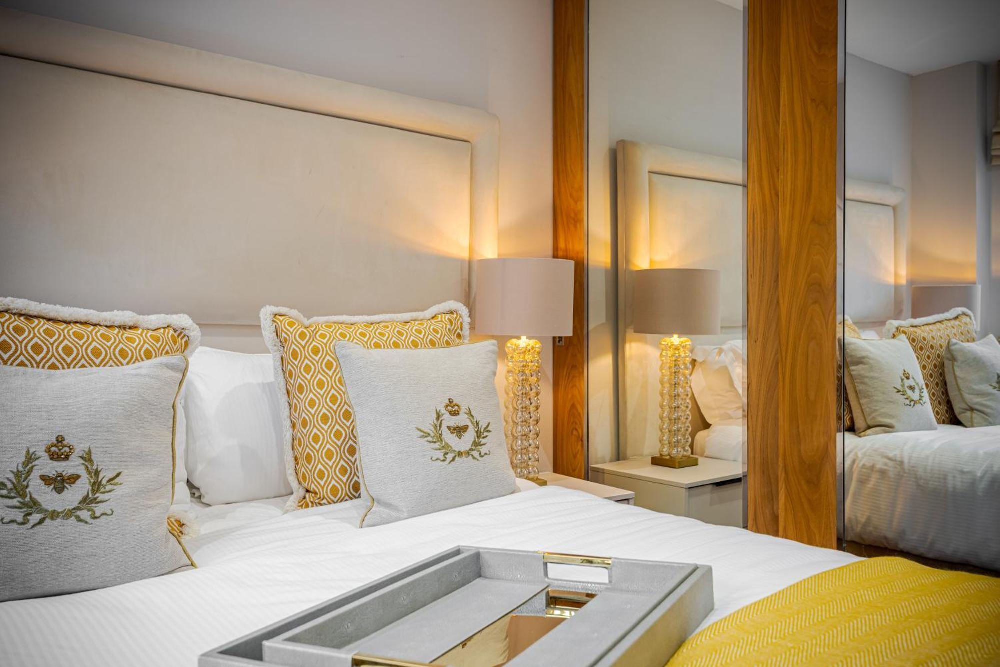 Elegant Ground Floor Apartment With Harrods View And Ac In Knightsbridge * Londres
