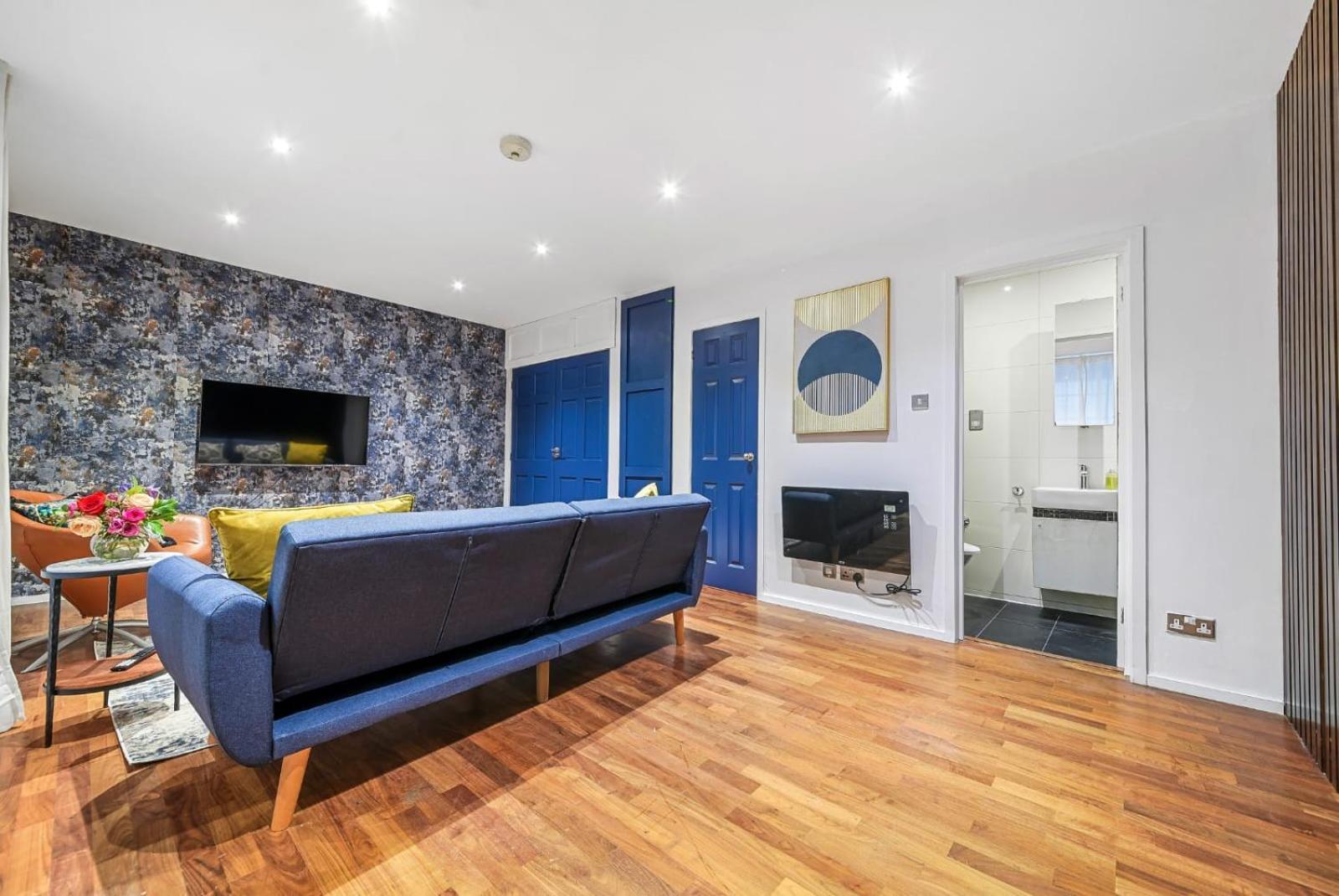 Stylish Basement Flat With Patio Near Edgware Road & 6mins Walk To Marble Arch Station * London