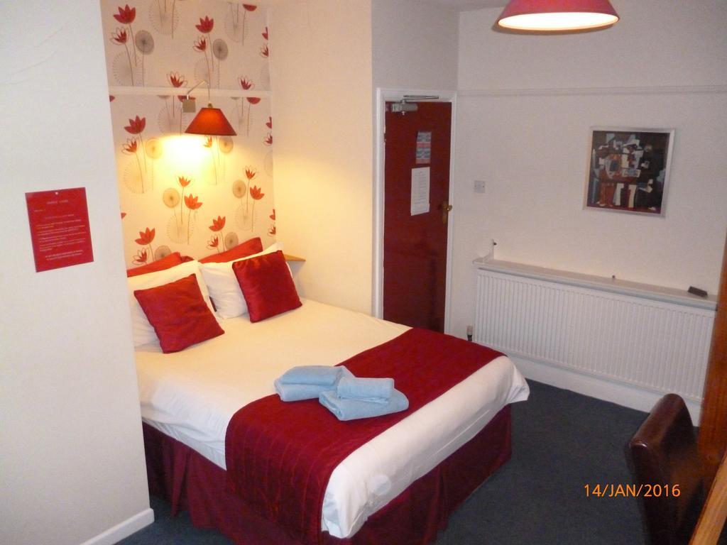 Grange Lodge Hotel - B&B * London