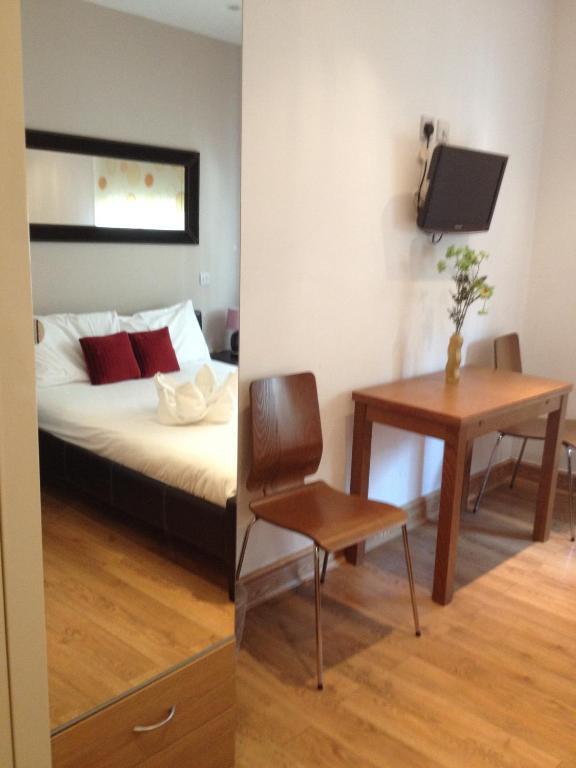 Aparthotel Nox West End Lane I London