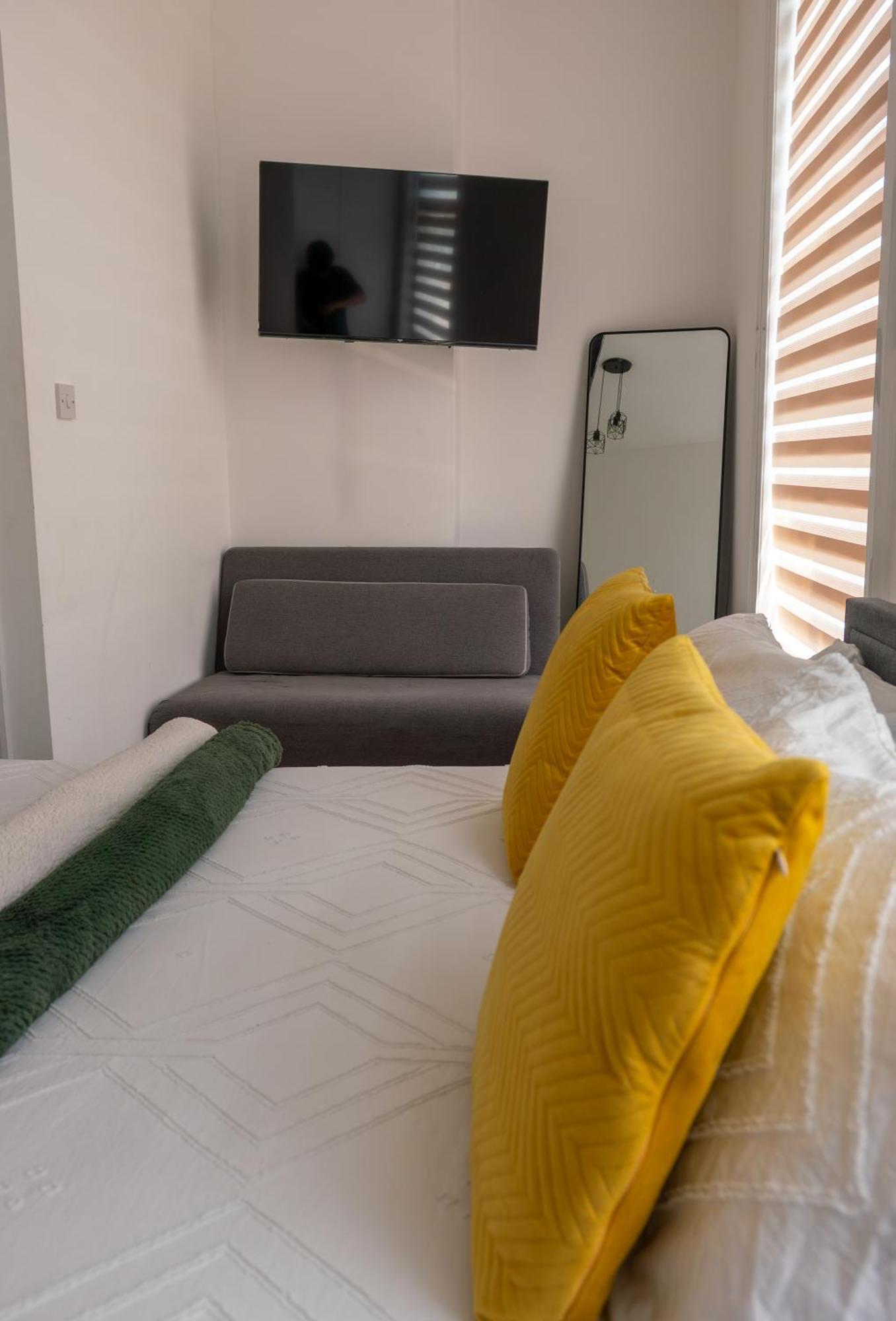 Dalston Luxe