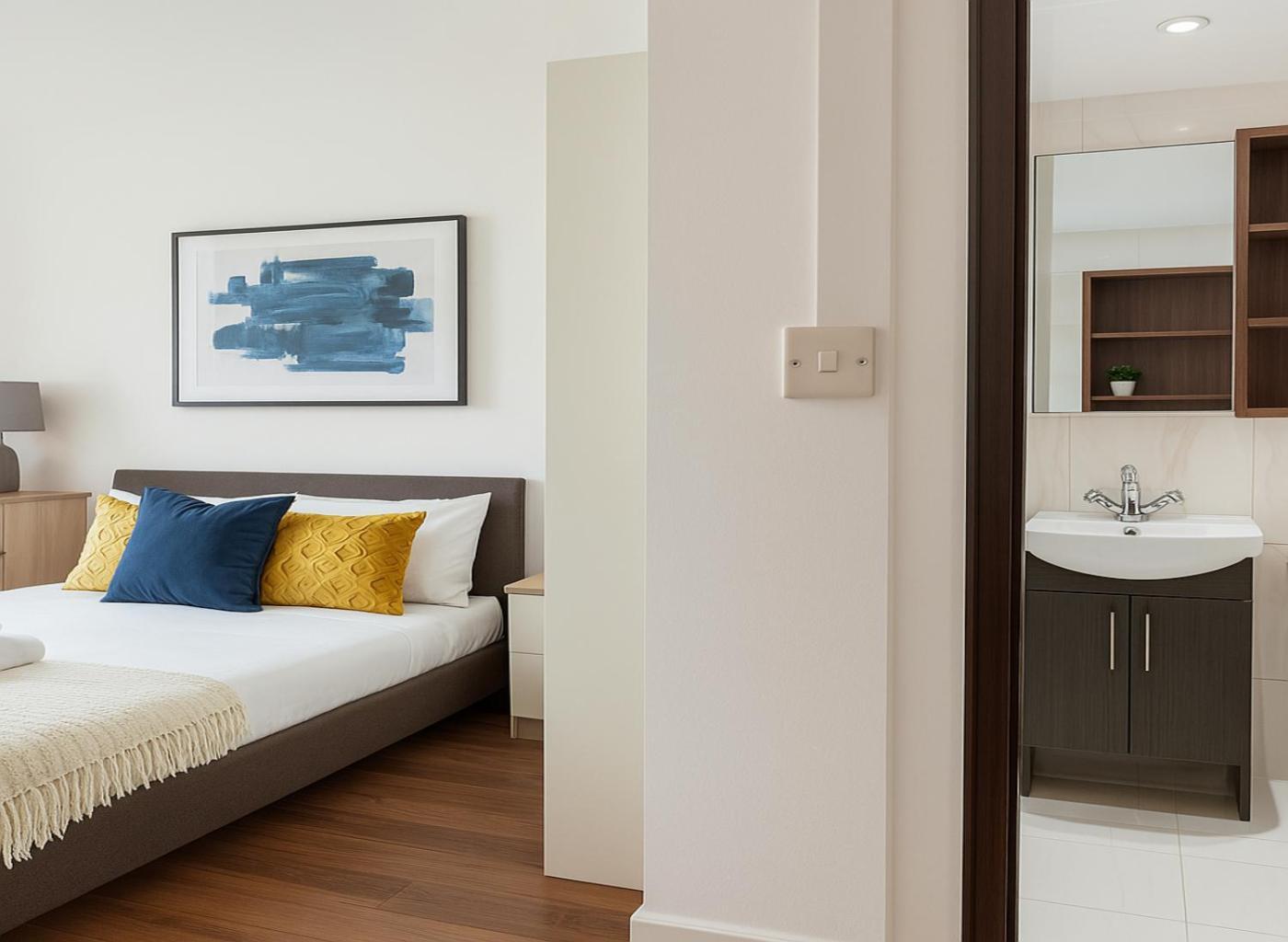 2 Bed Flat With Balcony In Acton Appartement