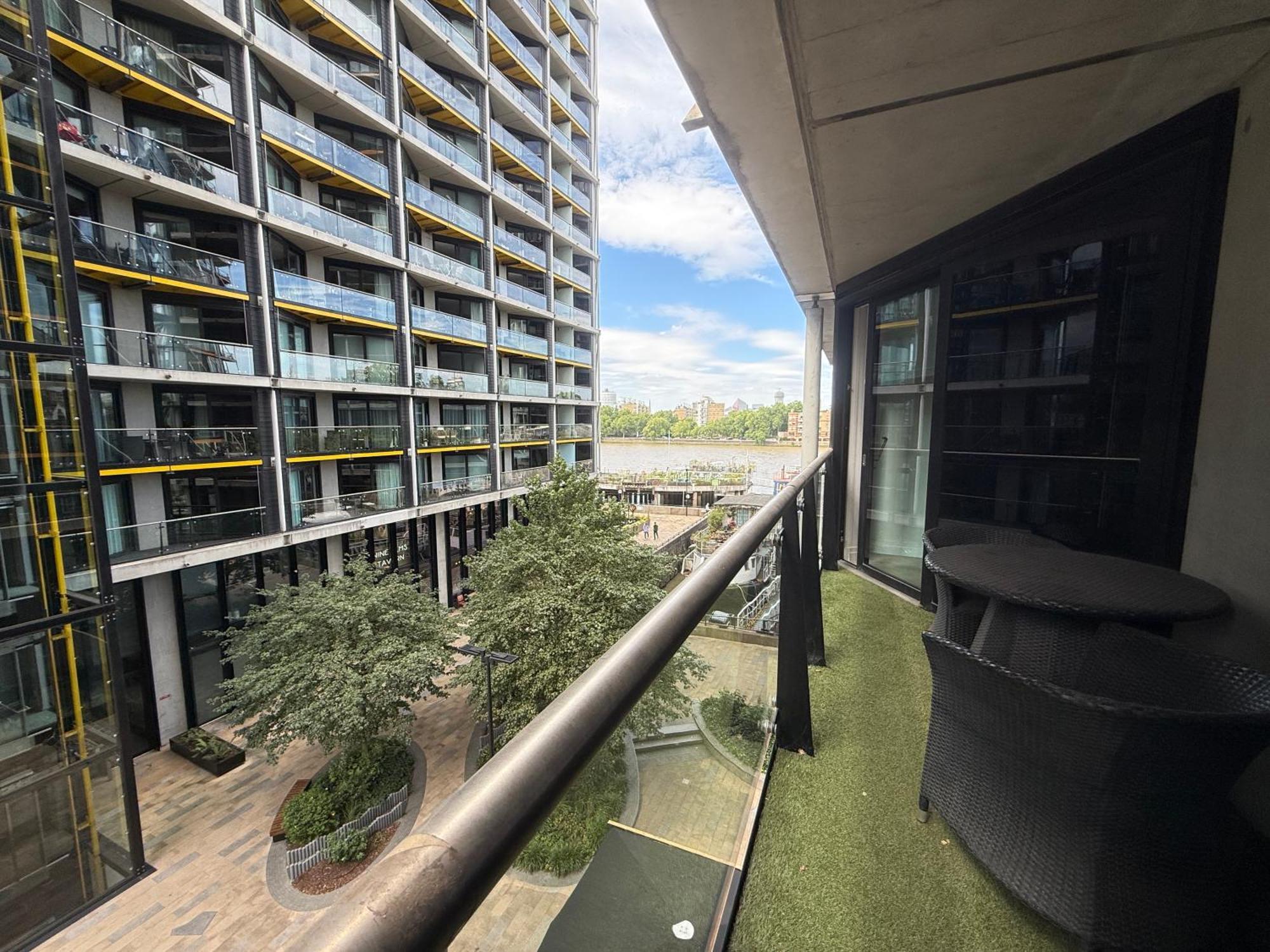 Appartement Luxurious And Spacious Near Us Embassy *