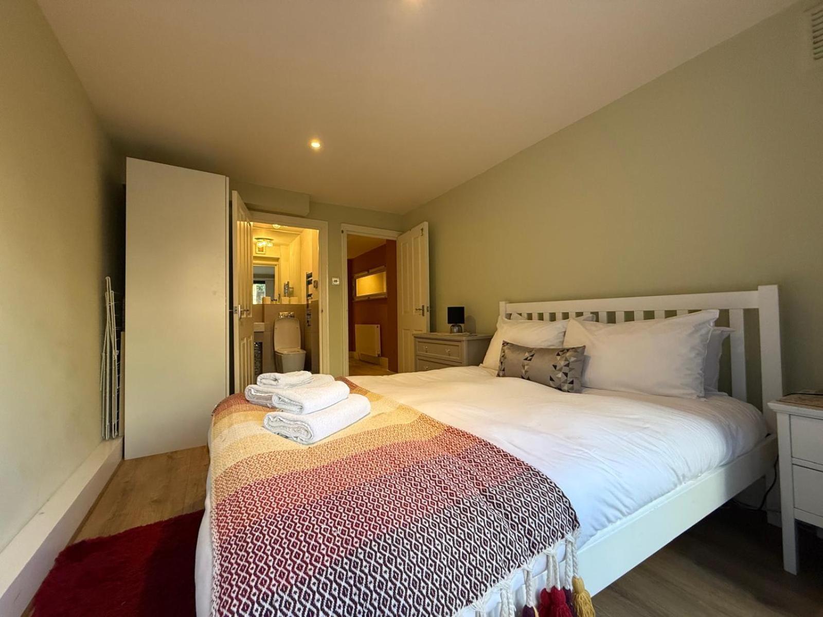 Stylish Flat With Garden In Notting Hill Apartment *