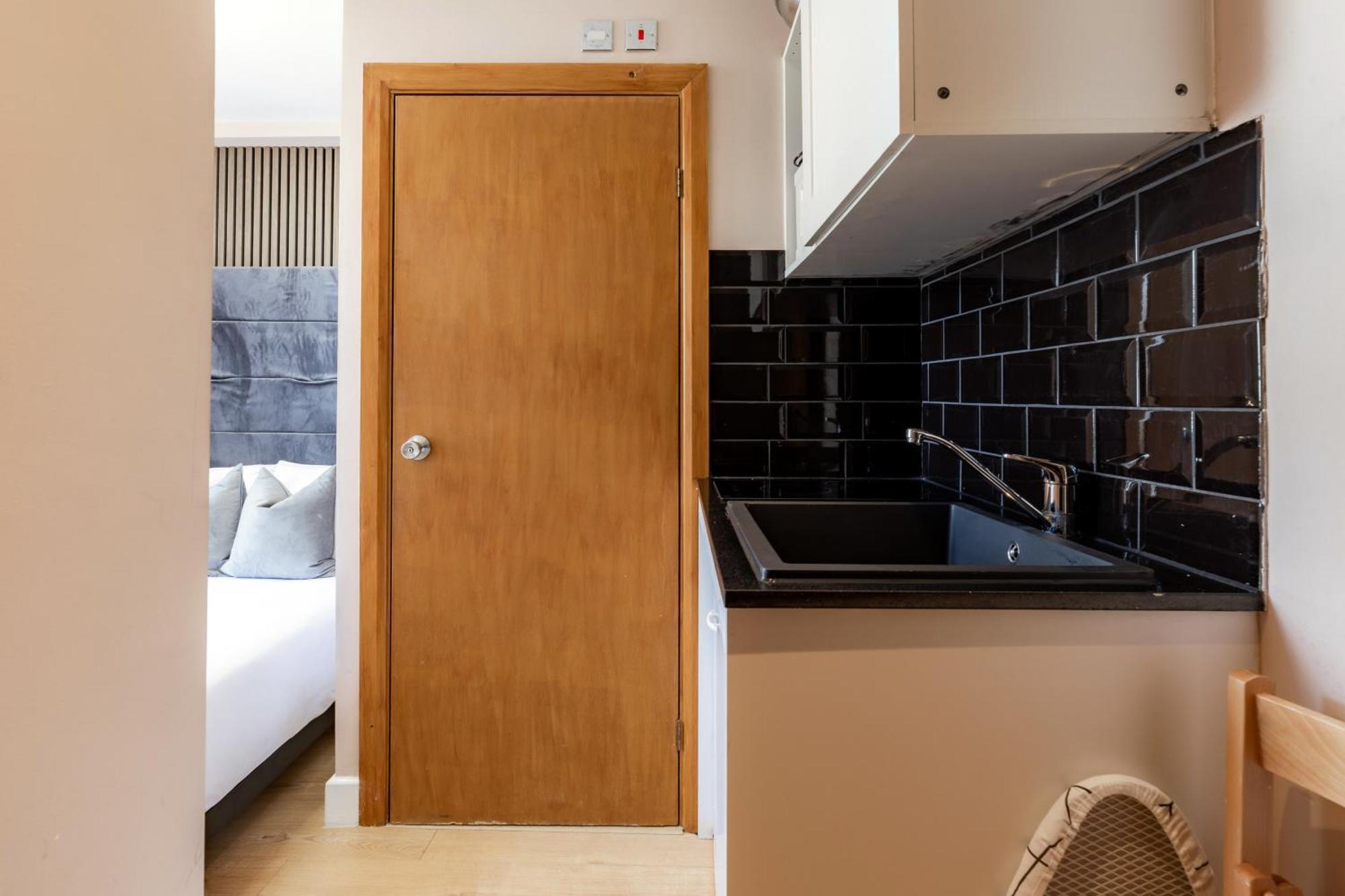 Britannia Hyde Park Hotel London