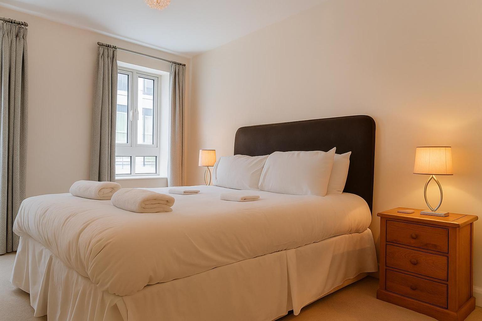 Apartment Still Life Tower Hill Executive London