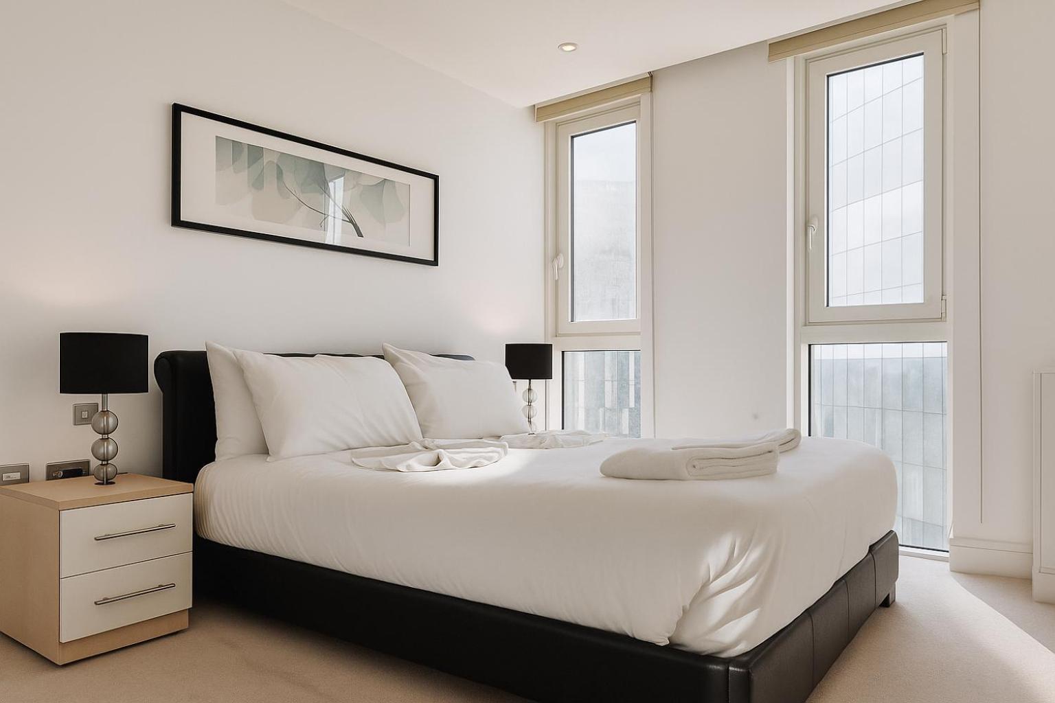 Apartment Still Life Aldgate Deluxe