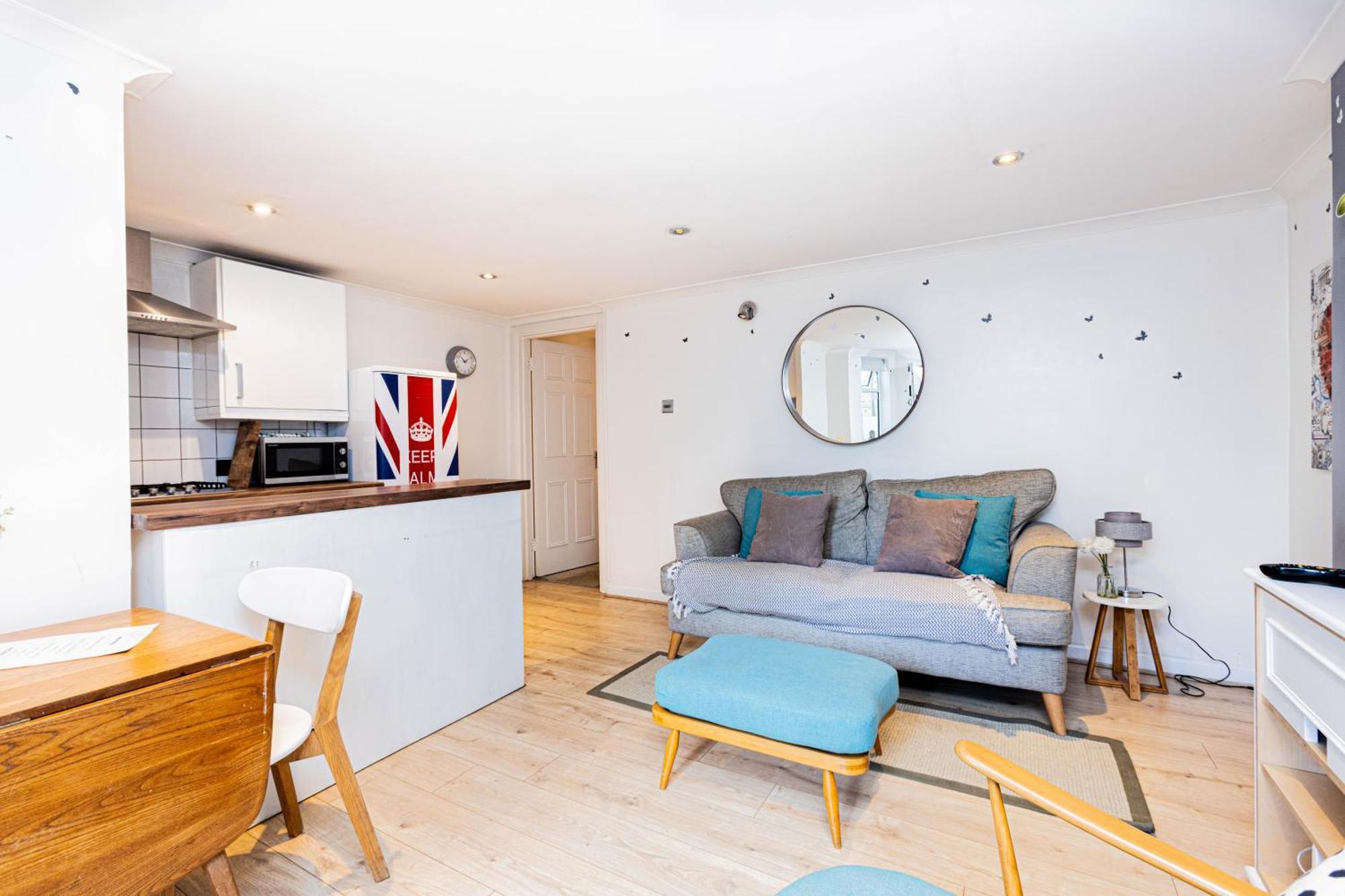 Stunning, Stylish Garden Flat In The Heart Of Wimbledon Lejlighed London
