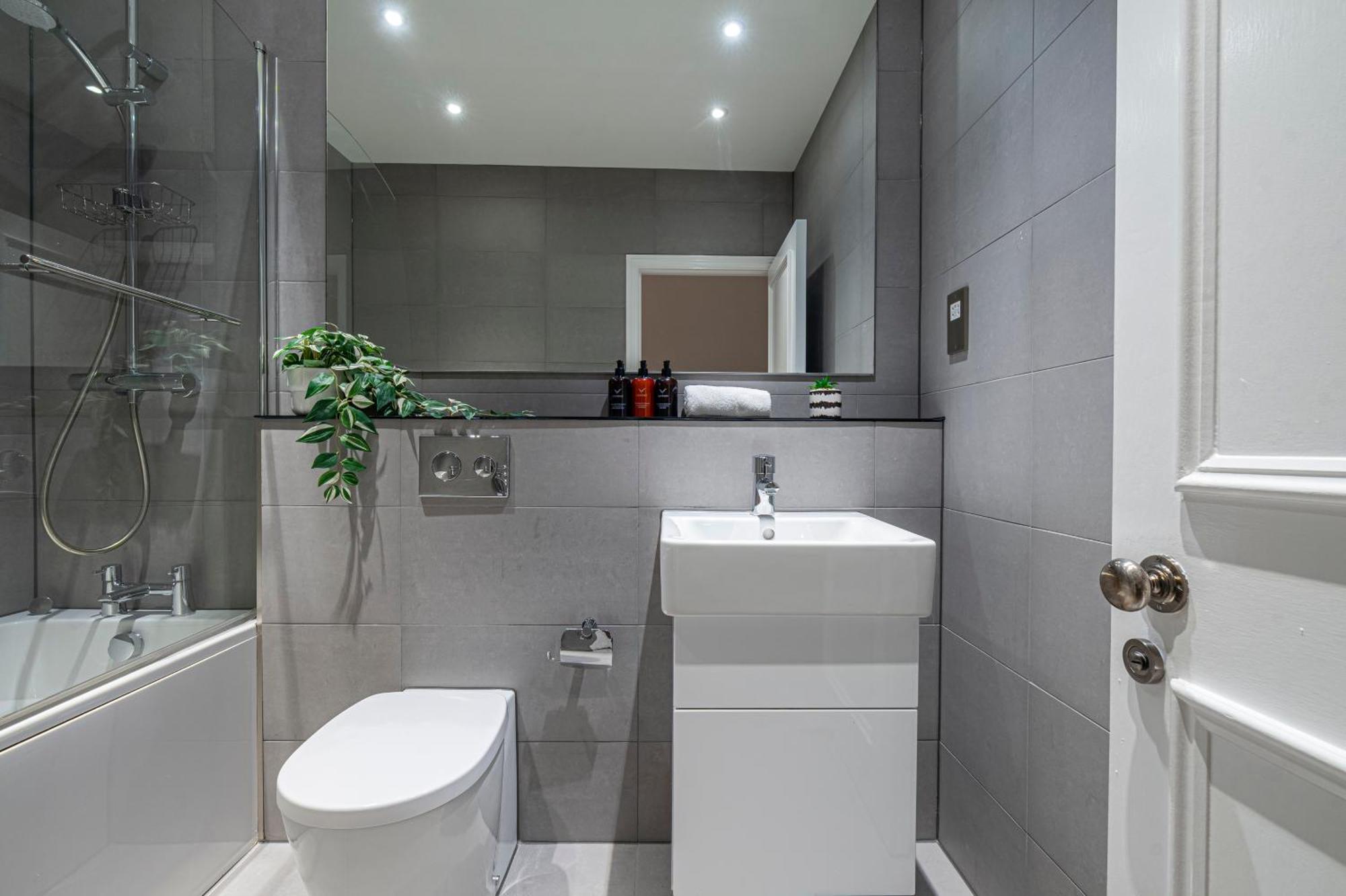 Covent Garden Apartment