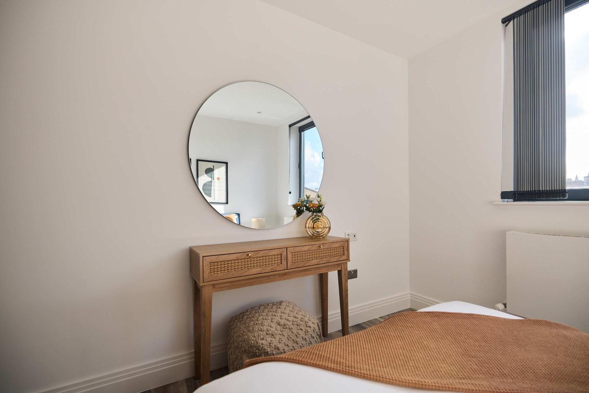 The Harlesden Place - Modern 3bdr Flat With Balcony * London