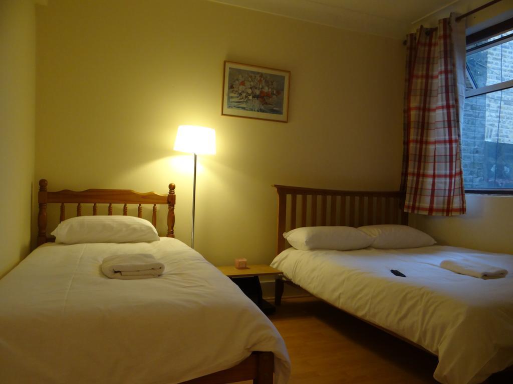 Gasthof Vallance Road House London