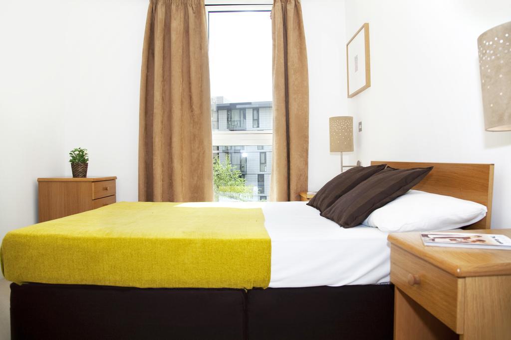 Tower Hill Apartment