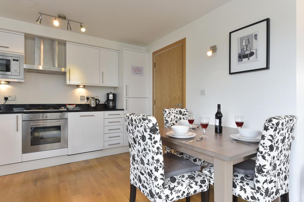 Tower Hill Apartment