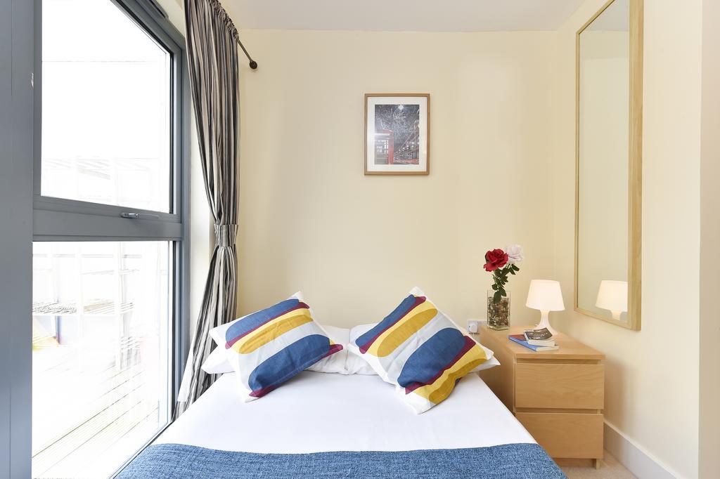 Beautiful 4-bedroom Flat In Bridge/borough!