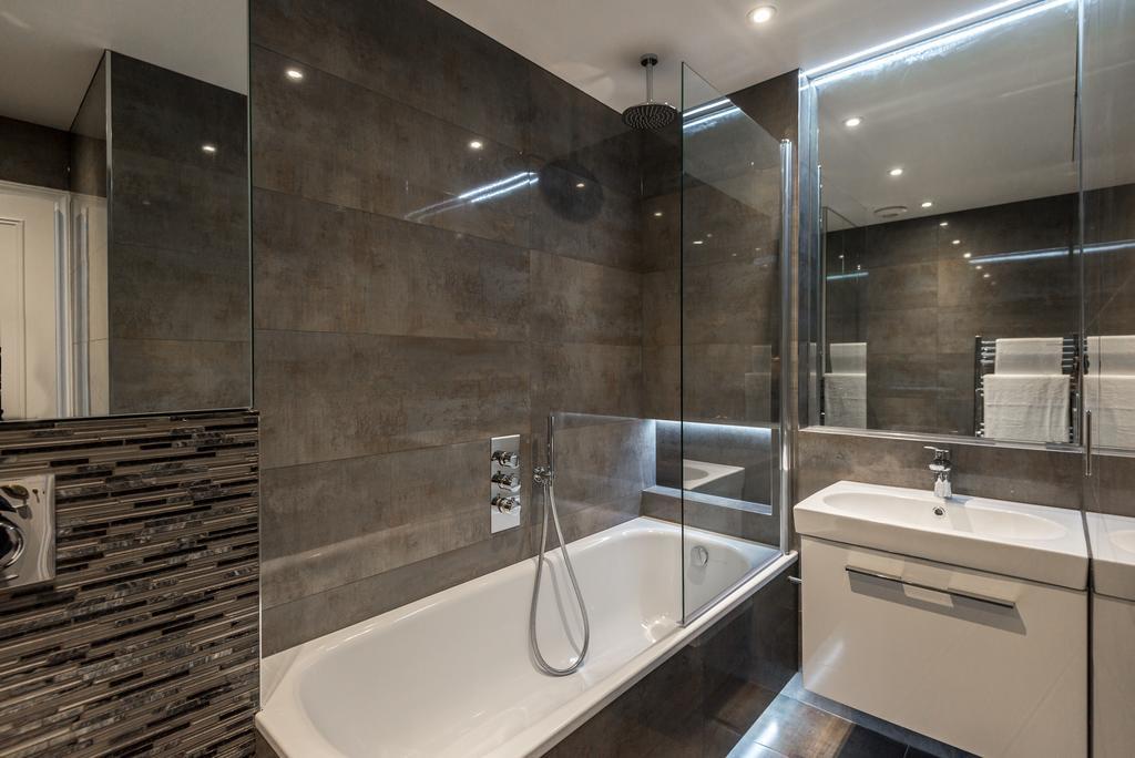 Mayfair Private Apartment *