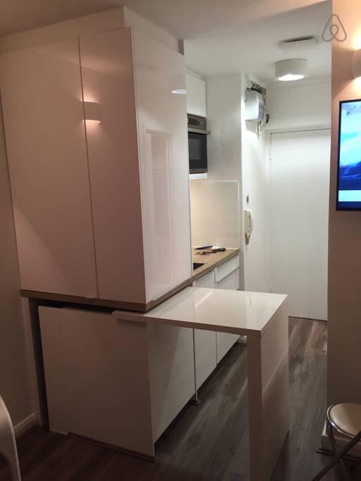 Craven Terrace Apartment *