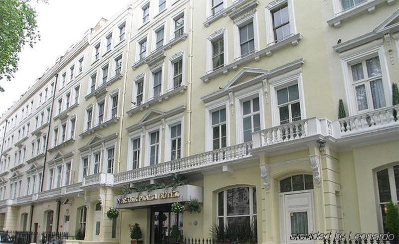 Norfolk Plaza Hotell