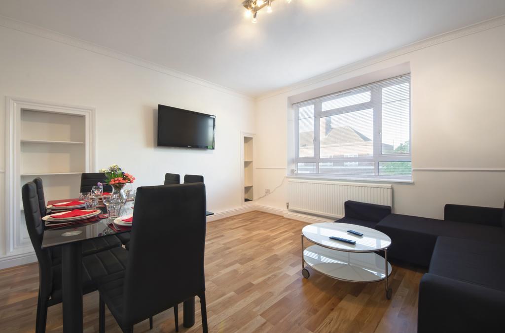 2 Bedroom Apartment *