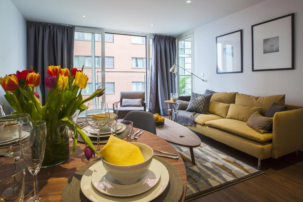 Apartment Royal Victoria Docks London