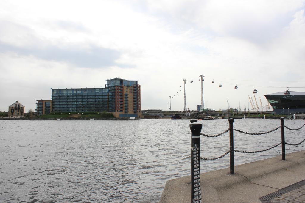 Apartment Royal Victoria Docks *