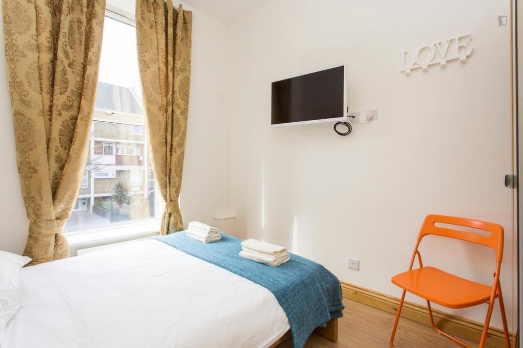 406 Harrow Gjestgiverier