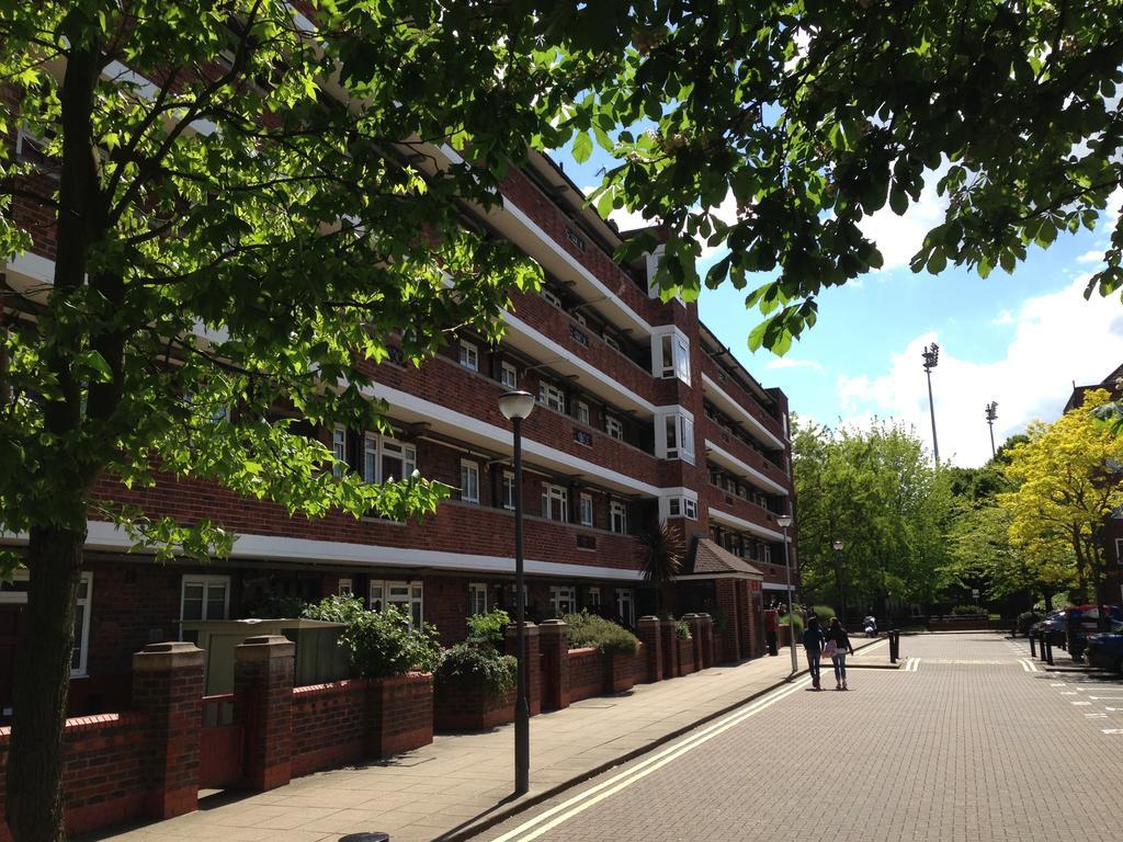 2 Bedroom * London