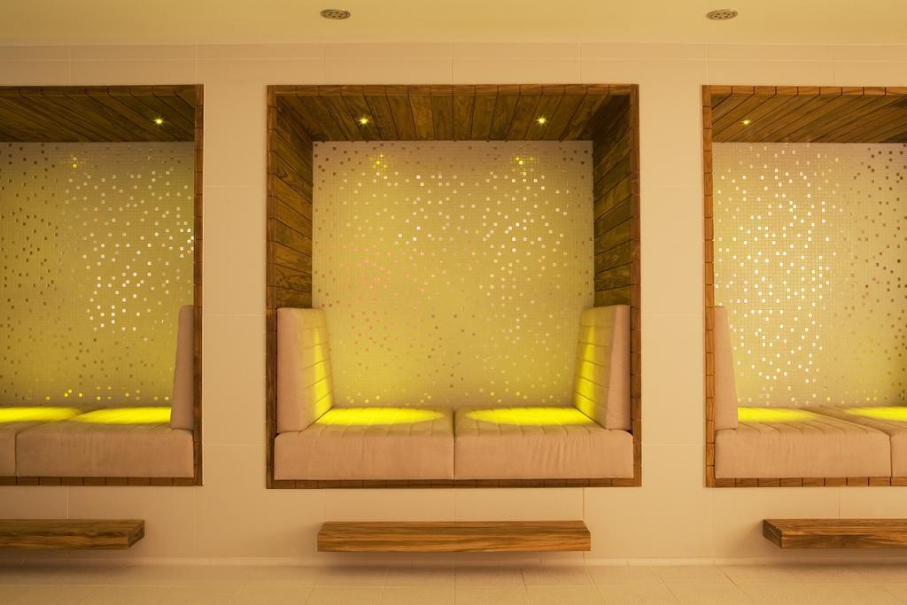 Hotel K West & Spa 4*