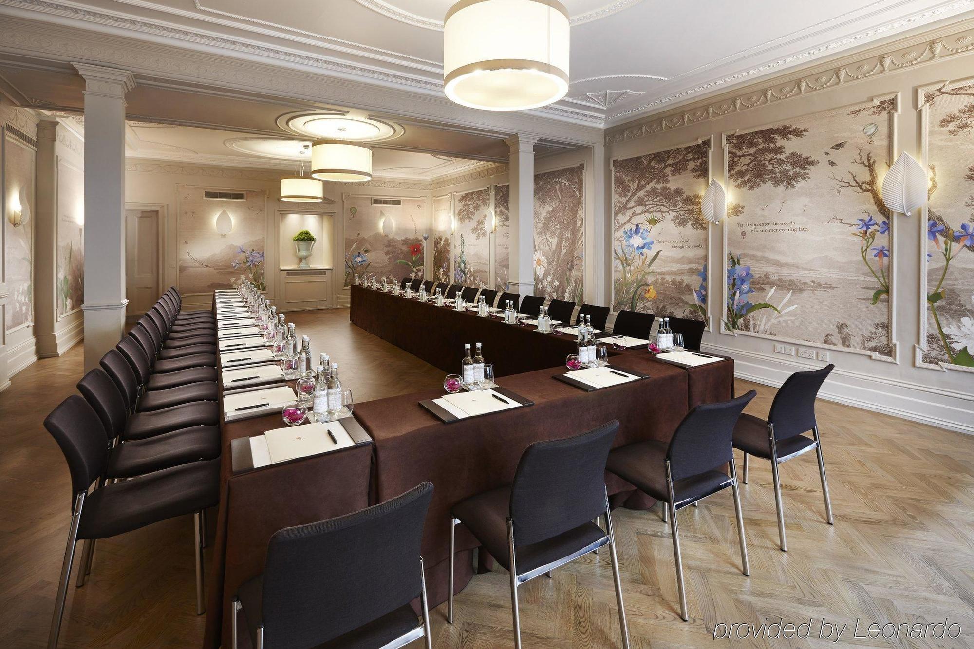 Brown's Hotel, A Rocco Londres