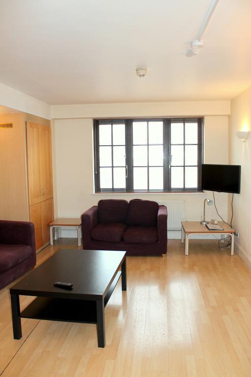 Acorn - Bakers Row Apartment London