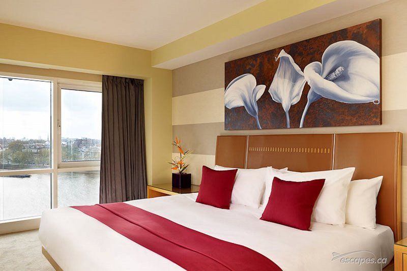 Plaza On The River Aparthotel 5*