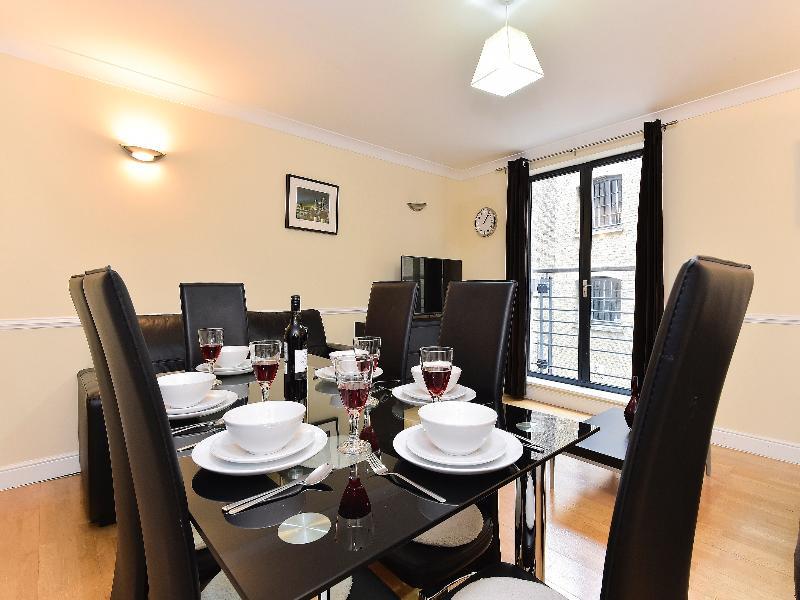 Beautiful 4-bedroom Flat In Bridge/borough! Apartment London