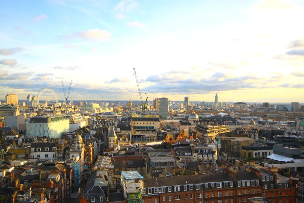 The Best Views! Central Soho Appartement Londen