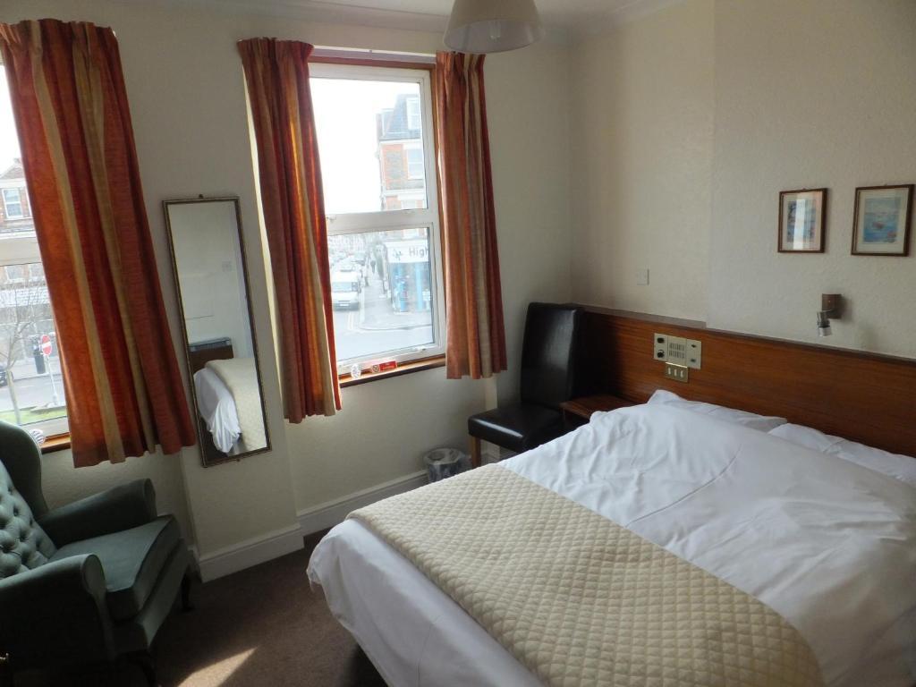 Guest house White 3*