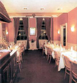 Hotel Bryanston Court 3*